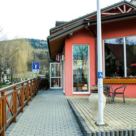 מישלניצה Hotel Krak מראה חיצוני תמונה