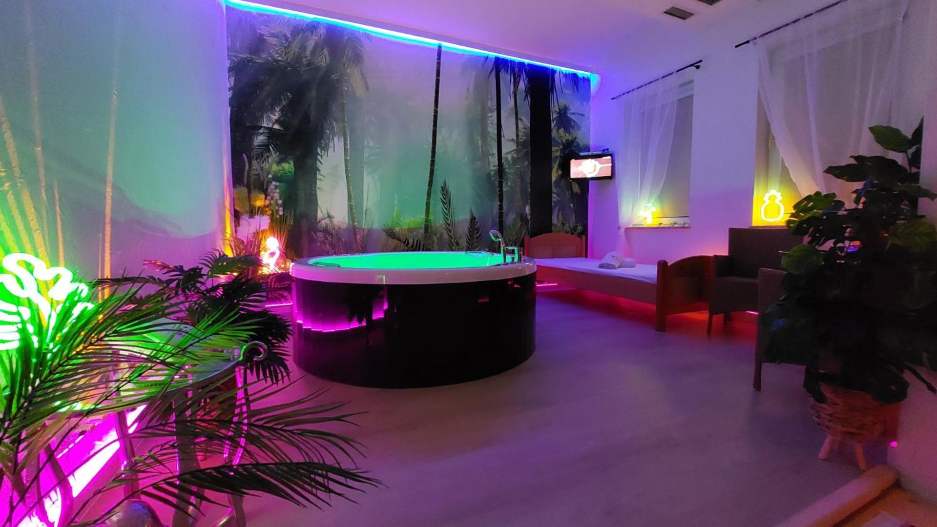 מישלניצה Hotel Krak מראה חיצוני תמונה