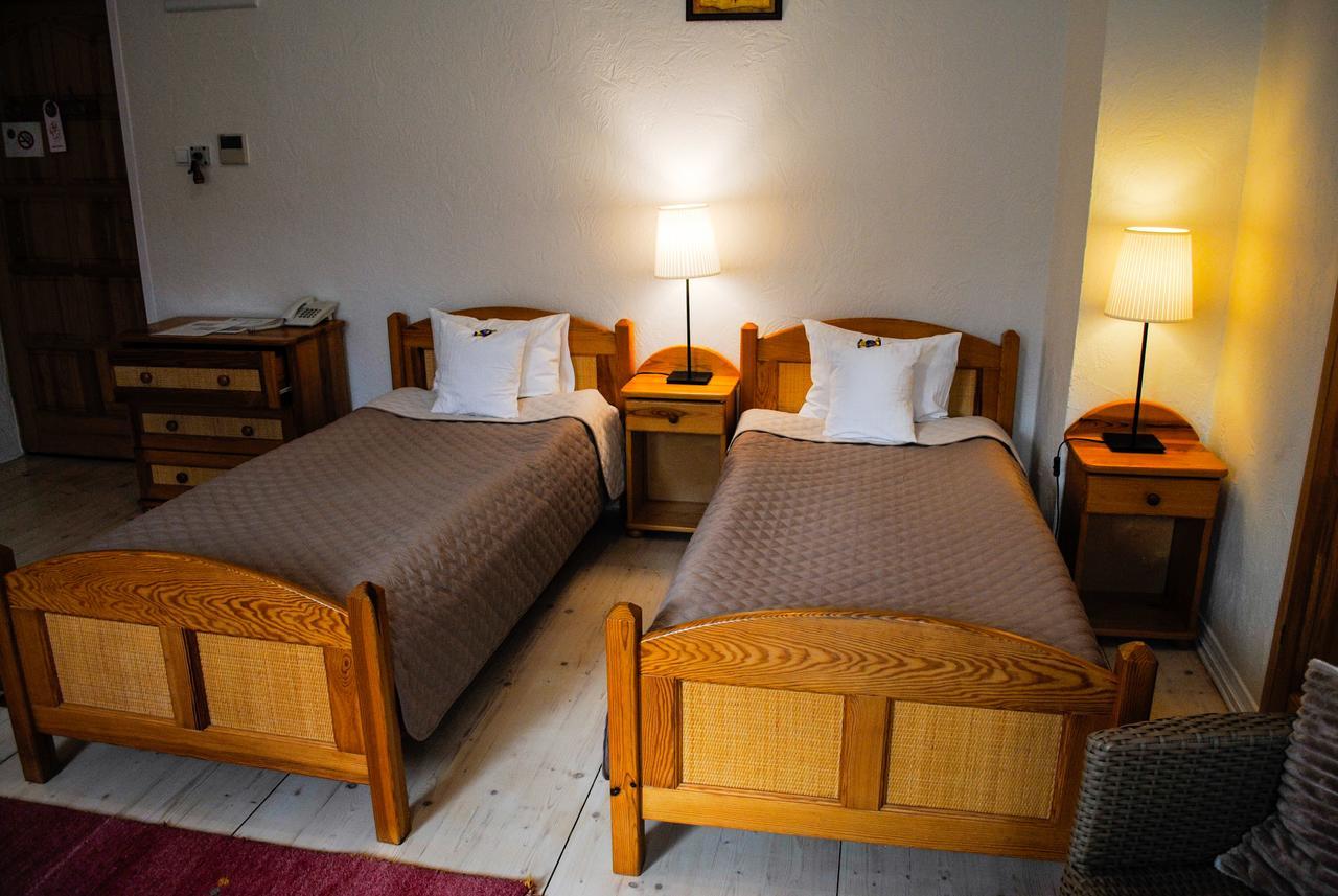 מישלניצה Hotel Krak מראה חיצוני תמונה
