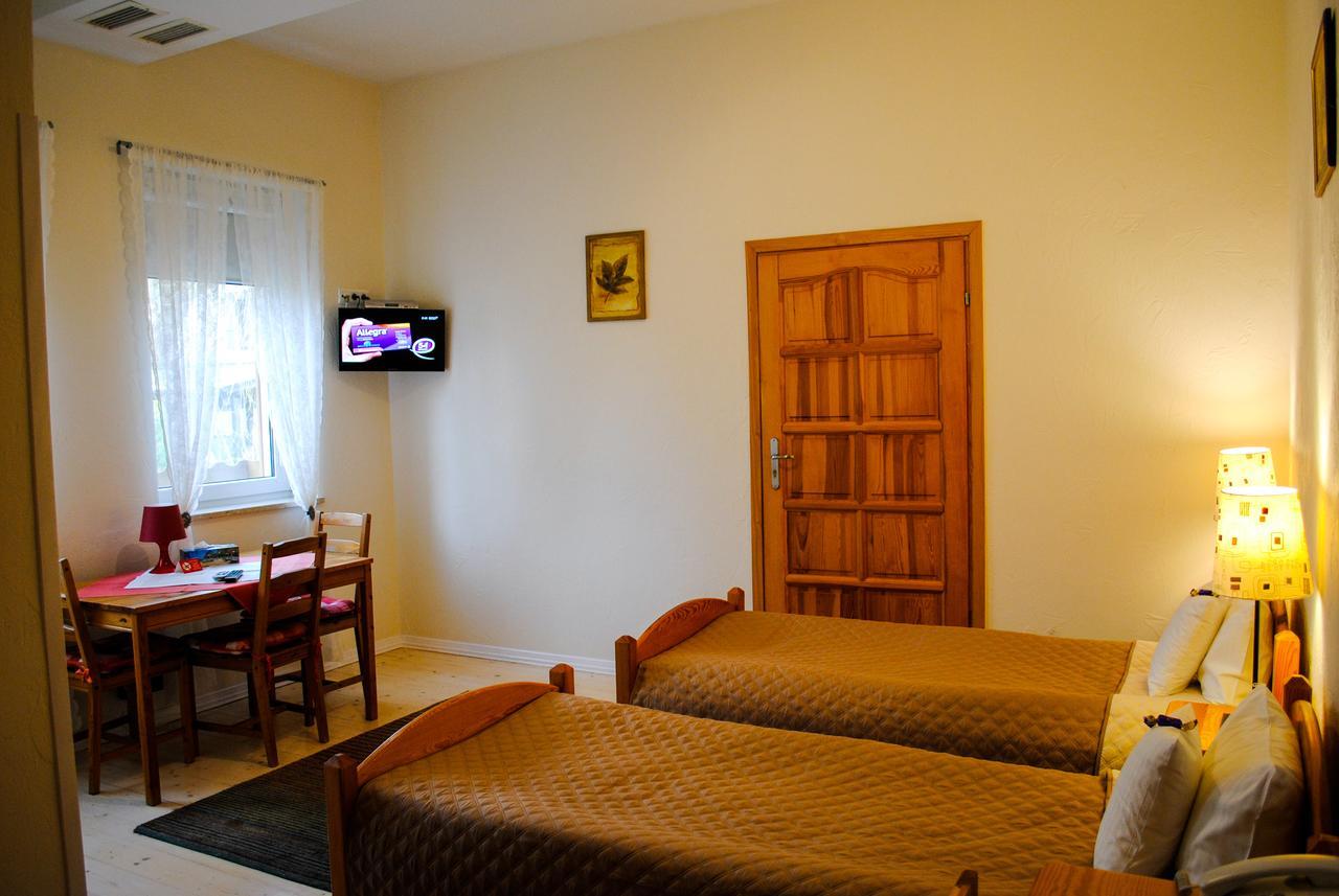מישלניצה Hotel Krak מראה חיצוני תמונה