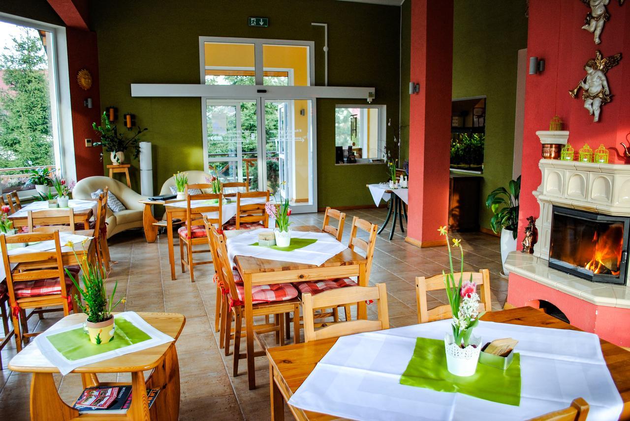 מישלניצה Hotel Krak מראה חיצוני תמונה