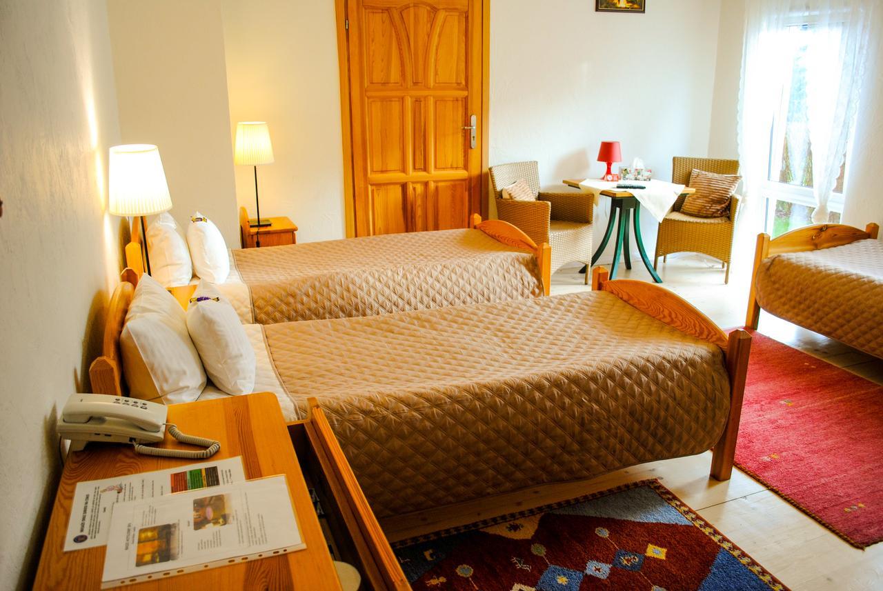 מישלניצה Hotel Krak מראה חיצוני תמונה