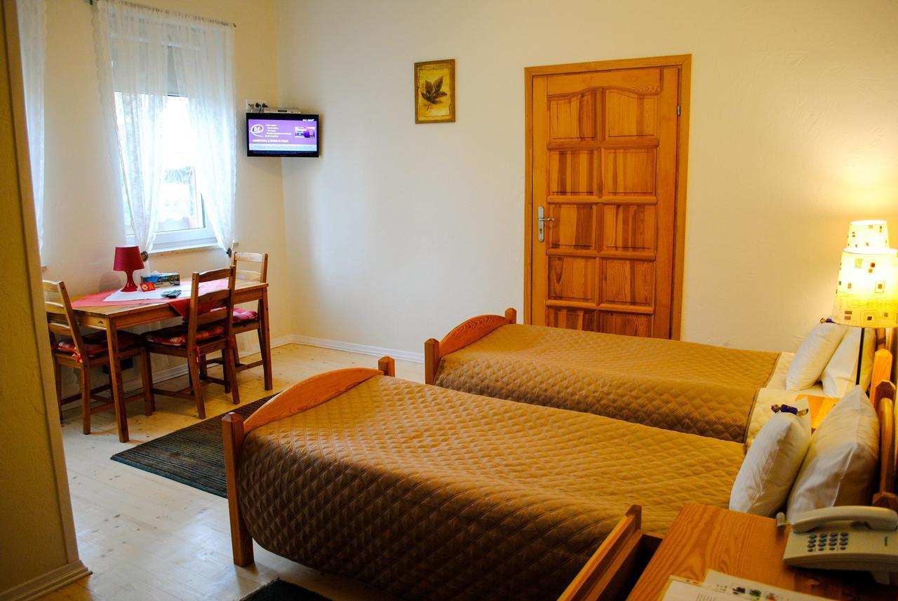 מישלניצה Hotel Krak מראה חיצוני תמונה