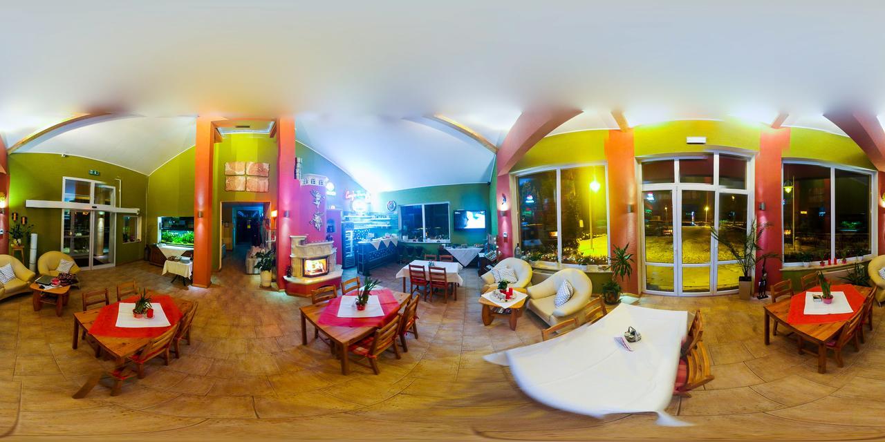 מישלניצה Hotel Krak מראה חיצוני תמונה