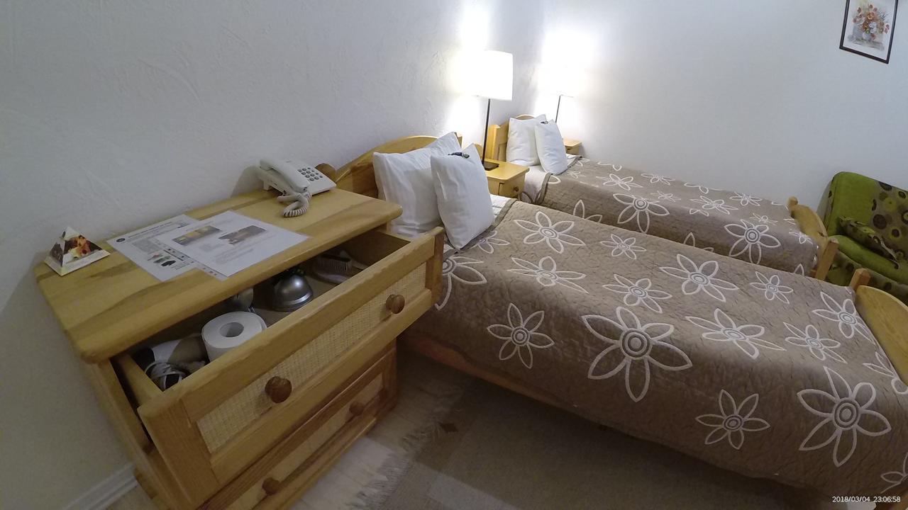מישלניצה Hotel Krak מראה חיצוני תמונה